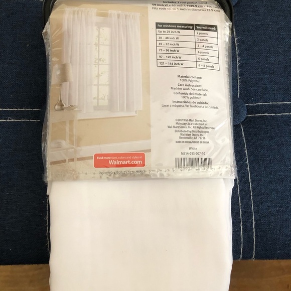 Sheer curtain panels - Picture 3 of 3